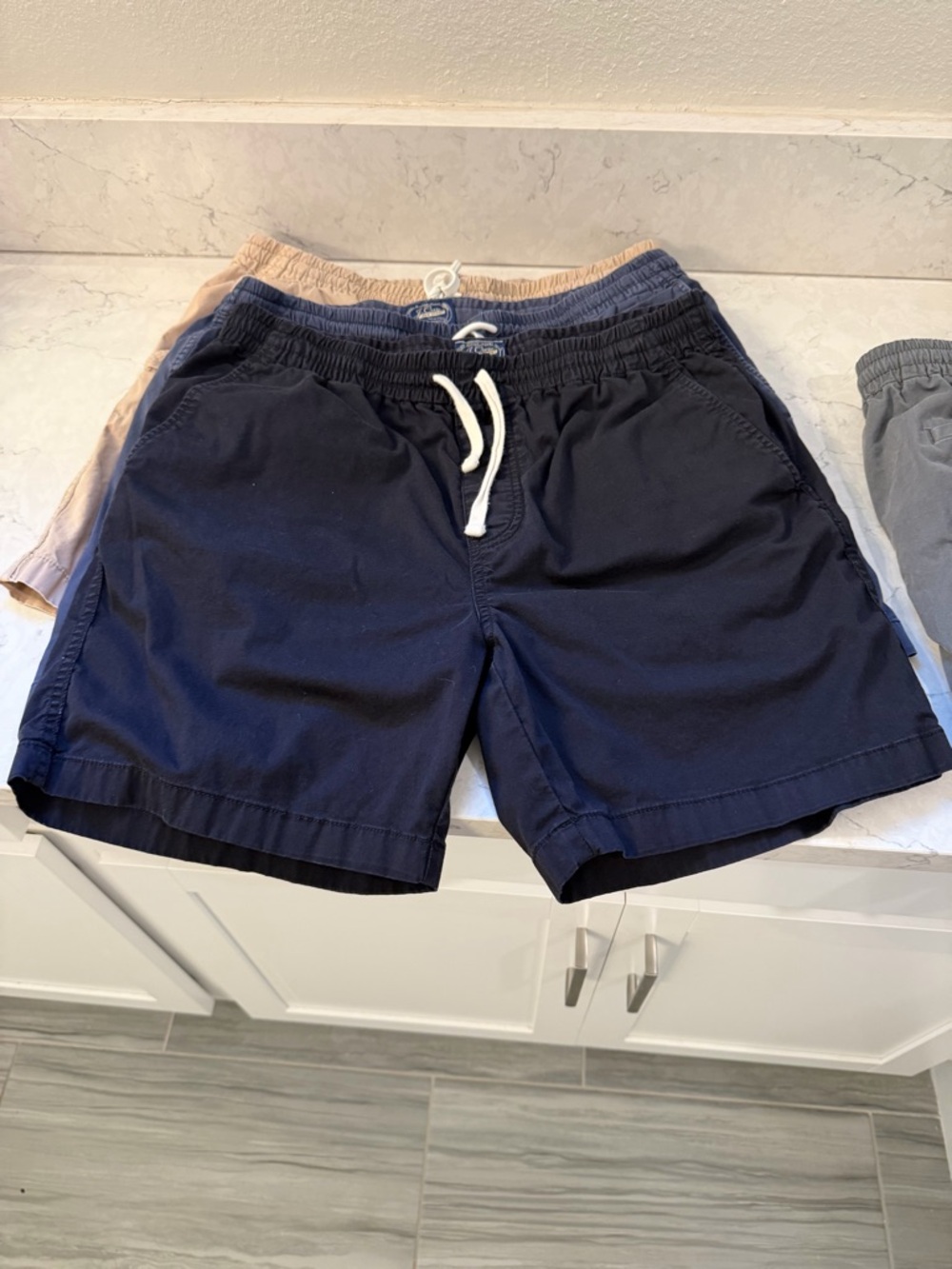J. Crew Men’s Shorts 4 Pairs Size Medium 6 Inch Inseam - Picture 6 of 9